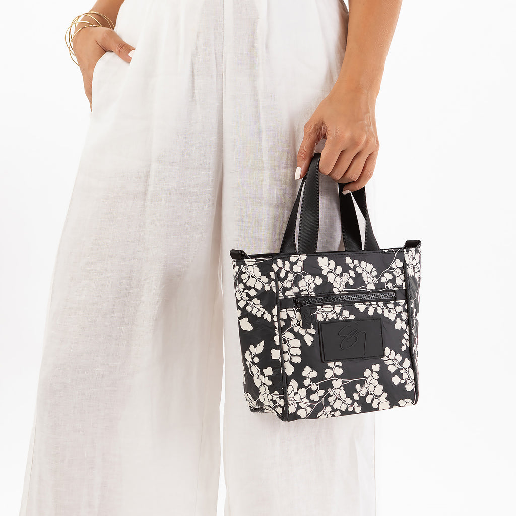 Crossbody | Nolu Pē by Sig Zane