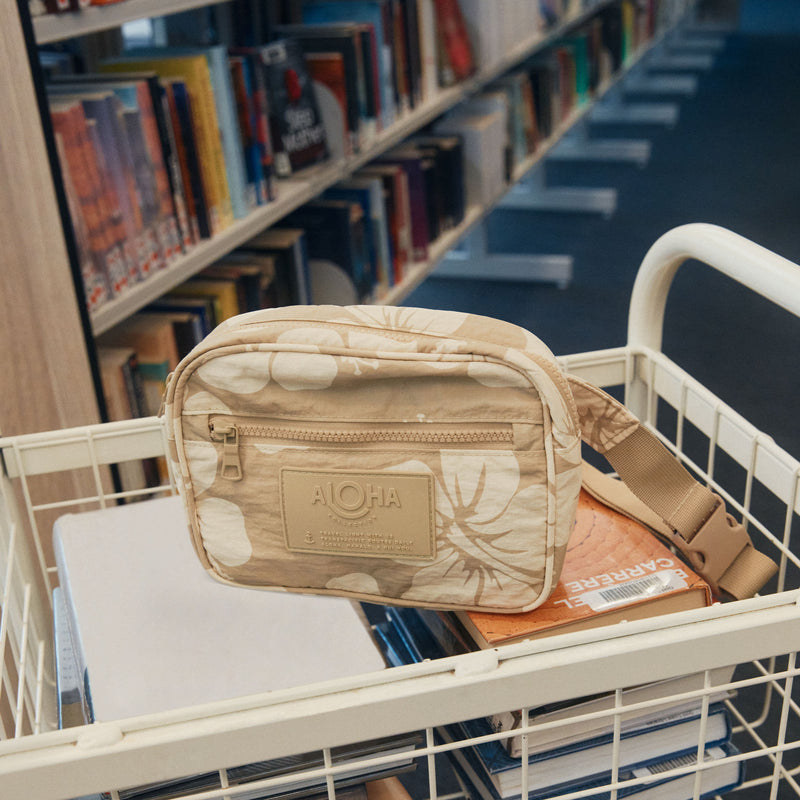 Keep It Light Hip Pack | Hana Hou