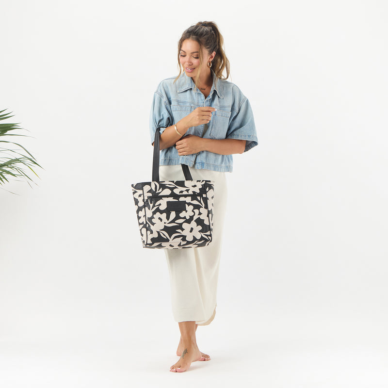 Go-To Tote | Fall Flowers