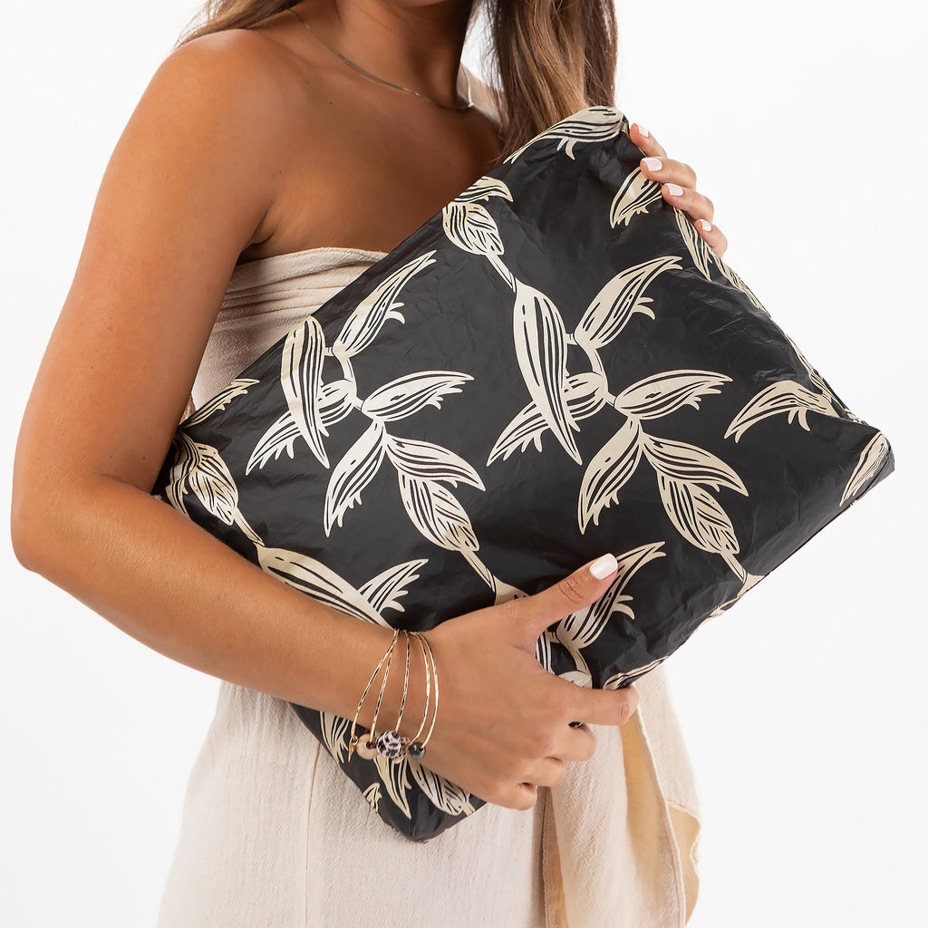 MAX Pouch | Heliconia