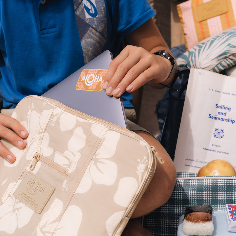 Keep It Light Laptop Case | Hana Hou