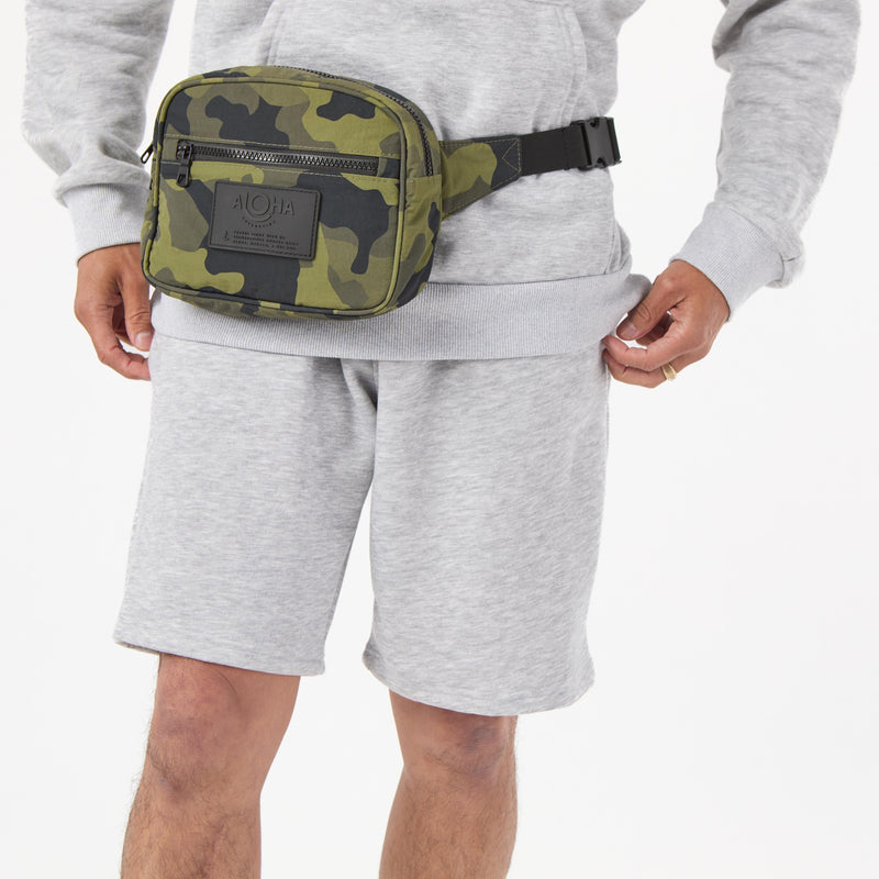 Keep It Light Hip Pack | Camo