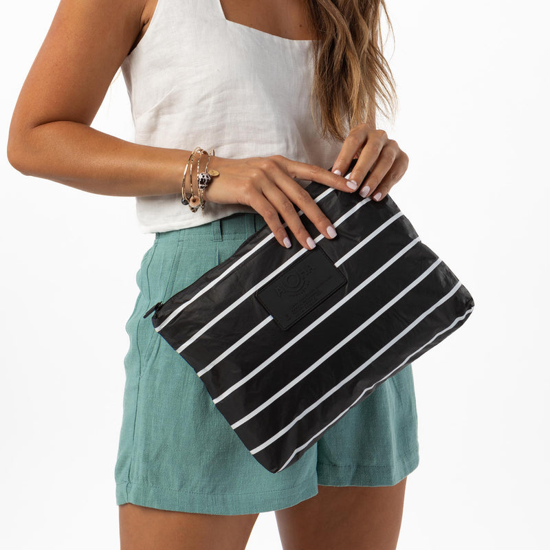 Mid Pouch | Pinstripe