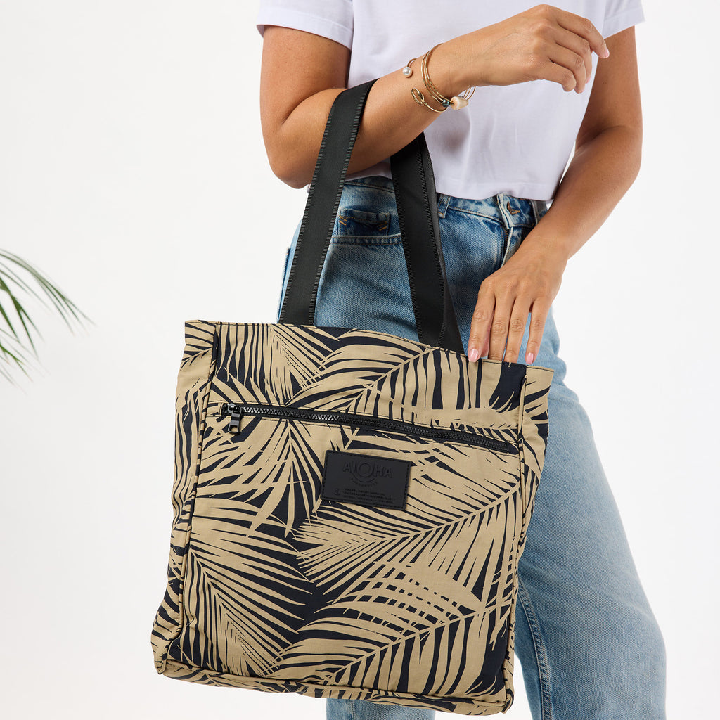 Keep it Light Daily Tote | Areca