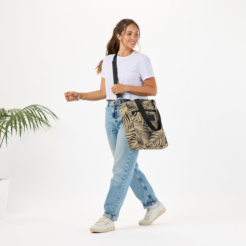 Keep it Light Daily Tote | Areca