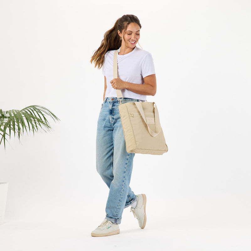 Keep It Light Daily Tote | Tiny Stripe