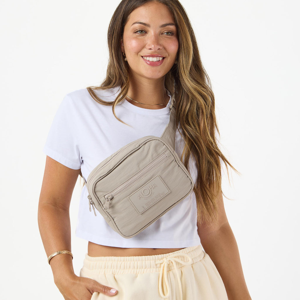 Keep It Light Hip Pack | Monochrome