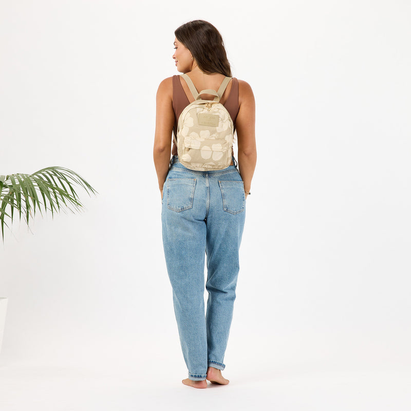Keep It Light Mini Backpack | Hana Hou