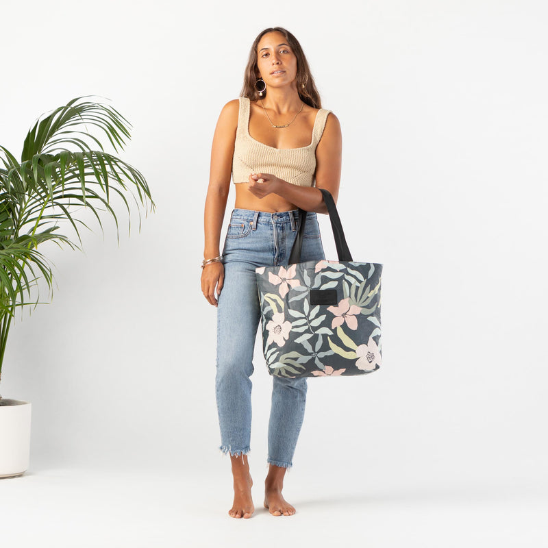 Day Tripper | Flora - Front 1